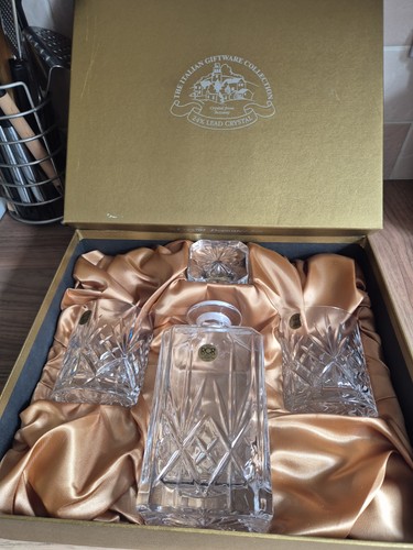 Lead crystal decanter set - crystal,