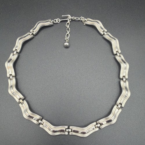 Trifari silver tone necklace - tone,