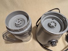 Kenwood Smoothie Maker 2Go and 2 clear containers and lids SB050 300w