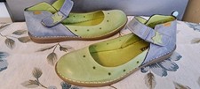Jungla Shoes Size 40 6.5