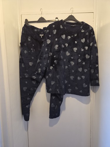 Lovely ladies pyjama set - ladies,