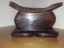 SMALL AFRICAN HEADREST 