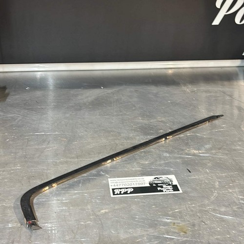 Porsche 924 944 windscreen