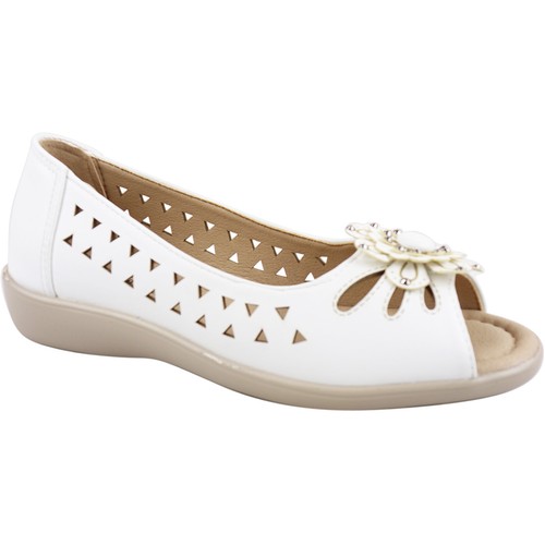 Wide fitting womens flat - e-fitting,