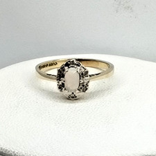 Vintage 9ct Gold Opal & Diamond Ring - Size J - London 1986