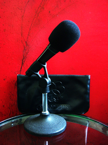 Vintage 1990 akg d3700 - vintage, 1990's