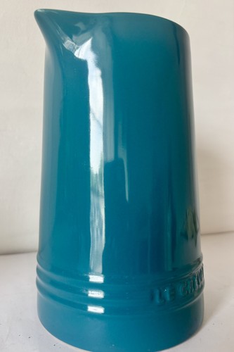 Creuset stoneware pitcher - le,