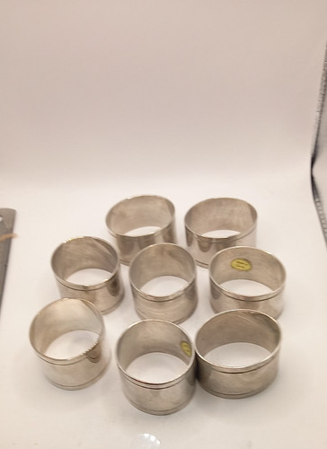 Silver plate napkin rings - rings, x8