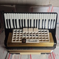 SCANDALLI PIANO ACCORDION L