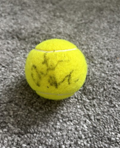Martina hingis signed - martina,