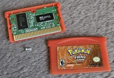 Pokemon Fire Red Version Genuine Nintendo Gameboy Advance NTSC USA