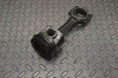 Polo piston with connecting - vw,