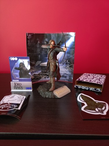 Mcfarlane toys movie - movie, maniacs