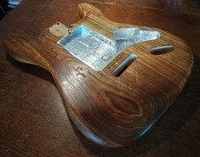 One piece roasted swamp ash - one,