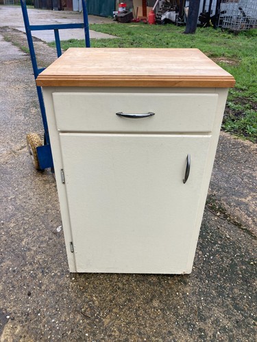 1950s cream kitchen cabinet - cream,
