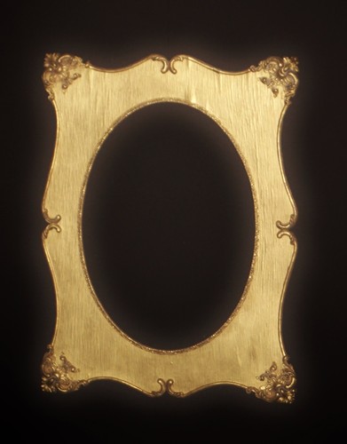 Good c19th oval - a, giltwood