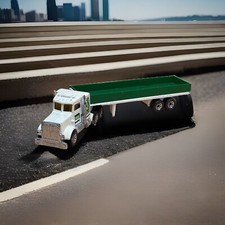 Matchbox Peterbilt Truck 1981 Convoy Lesney | White ACE Cab & Trailer 1:80 Scale