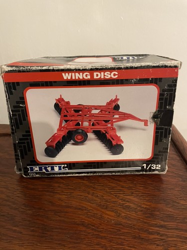 Britains farm ertl wing - farm,