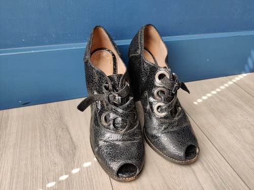 Black mulberry peeptoe - mulberry,