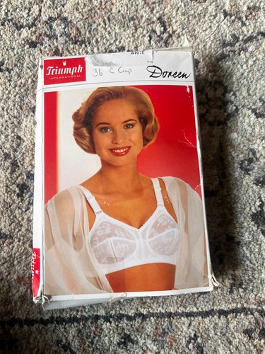 Bnwt triumph doreen - doreen, bra