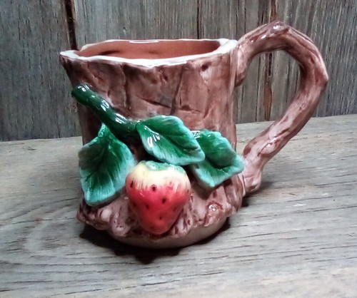 Vintage ceramic strawberry - vintage,