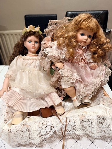Pair vintage porcelain - pair,