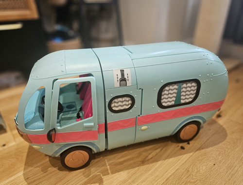Surprise omg camper - surprise!,
