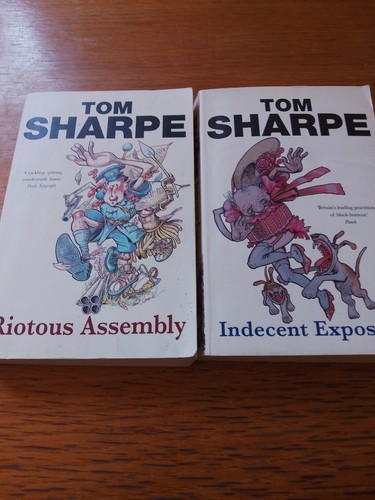 Tom sharpe books riotous - sharpe,