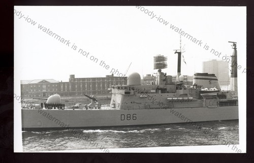 Nv672 royal navy destroyer - royal,