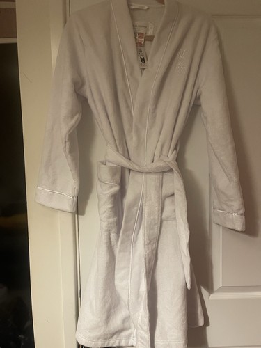 White carole hickman dressing - carole,