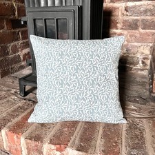 1238. Sherwood Trailing leaves