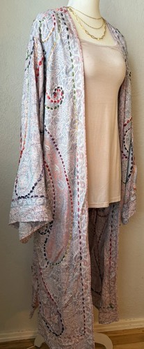 Nwt raj paisley - nwt, blue