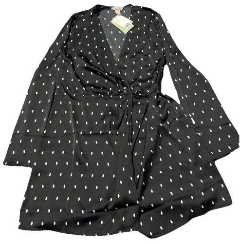 Lightweight satin wrap - satin,