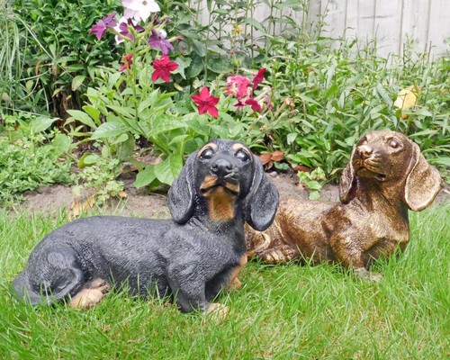 Bronze dachshund dogs garden - bronze,