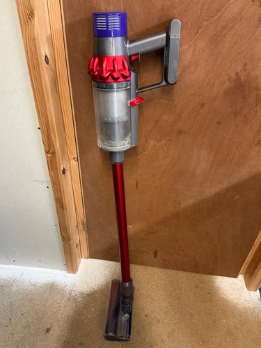 Used dyson cyclone v10 total - cyclone,