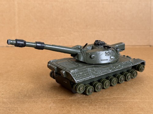 Dinky toys leopard tank no - dinky,
