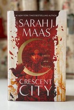 Sarah J Maas Crescent City House of Earth and Blood Hardcover UK 1st/1st