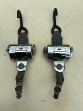 Unwin / Q Straint Pair