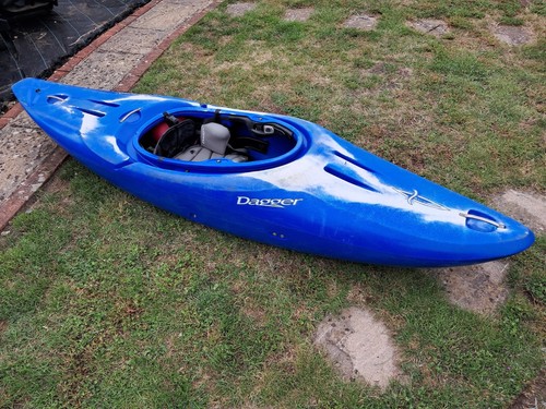 Dagger axiom kayak - dagger, 9.0