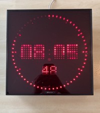 Wharton 30x30cm digital clock