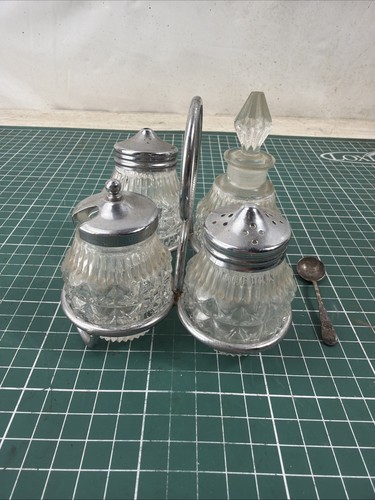 Salt pepper shaker - pepper, oil