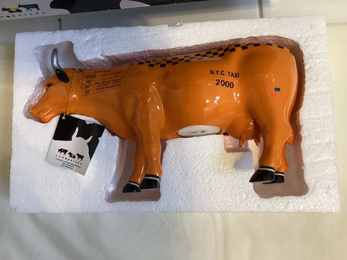 Cow parade rare taxi - rare,