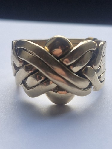 9ct yellow gold piece - piece, colour