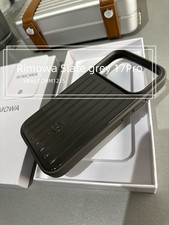 RIMOWA iPhone 17 Pro Phone