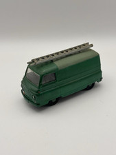 Morris Austin J2 Vanguards