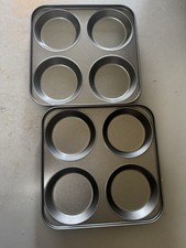2 X Non Stick Yorkshire Pudding Tins