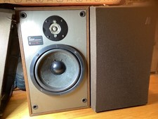 AR18ls ACOUSTIC RESEARCH VINTAGE 2 way  8 Homs  STEREO SPEAKERS
