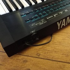 Yamaha DX11 Programmable Algorithm Synthesizer 1988