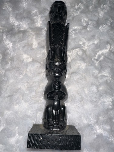 Black tribal pole - black,