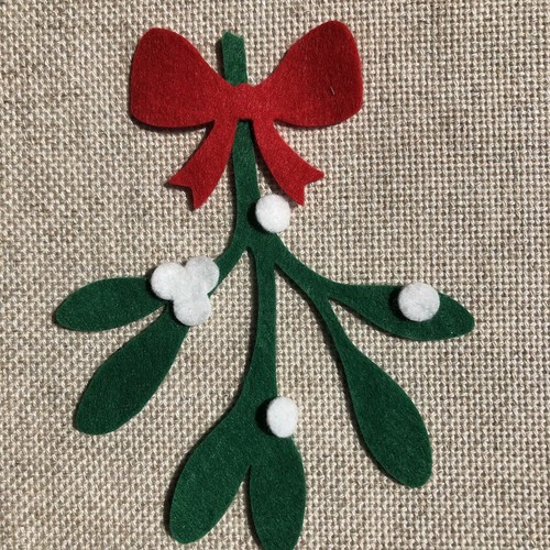Felt mistletoe berries - felt, bows